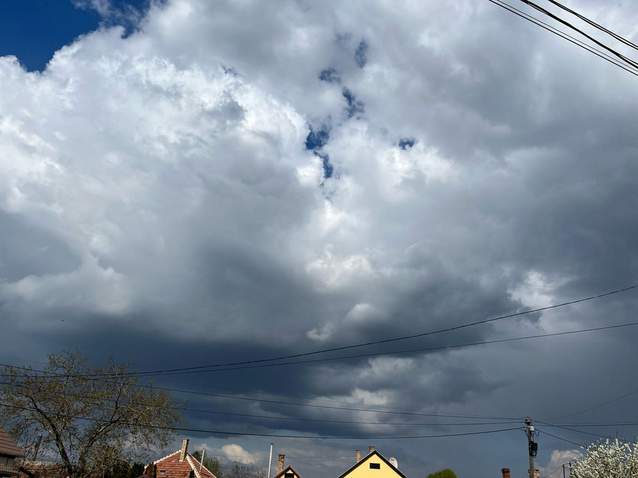 Észlelési fényképek