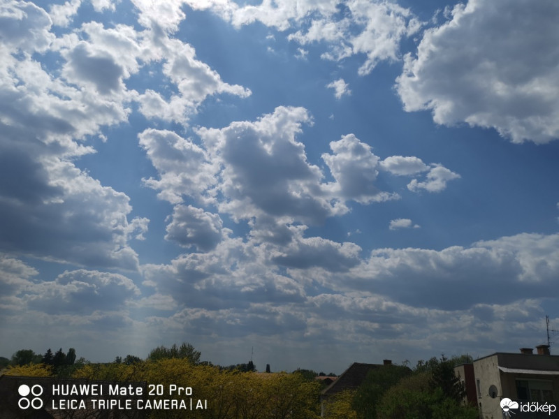 Észlelési fényképek