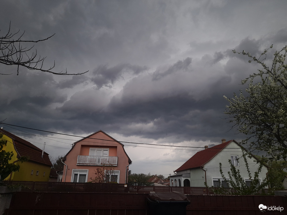 Észlelési fényképek