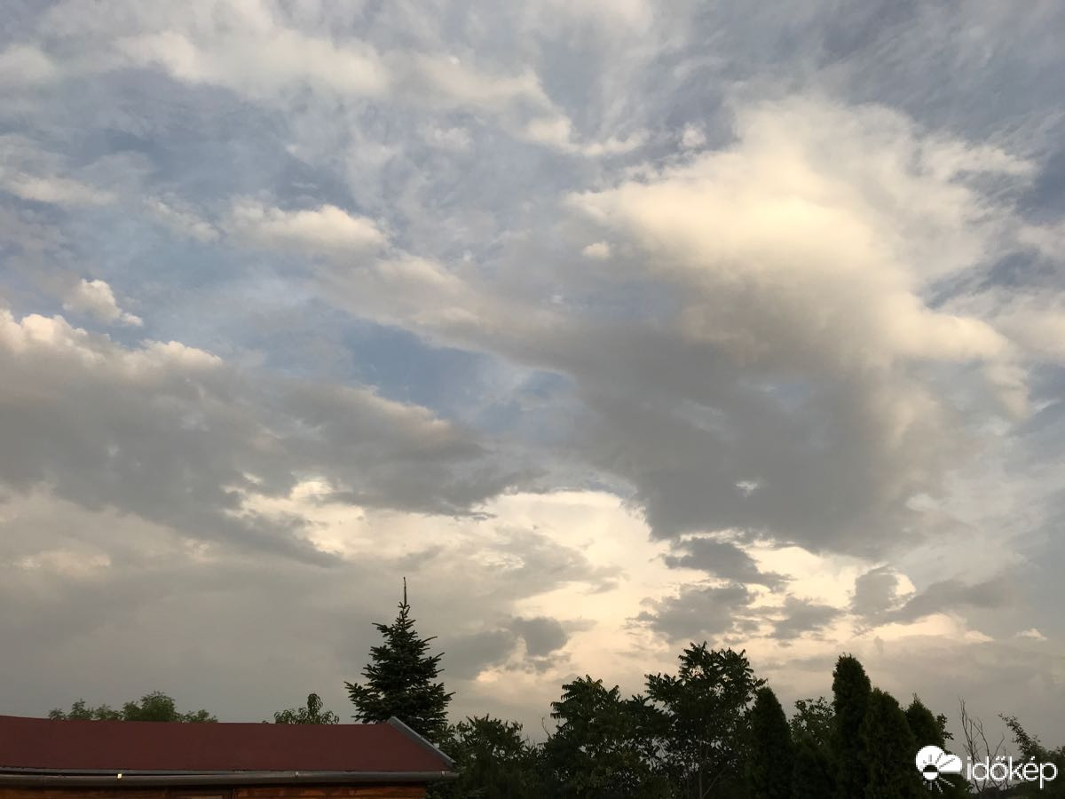 Észlelési fényképek