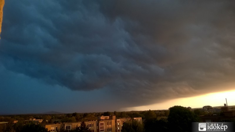 Észlelési fényképek