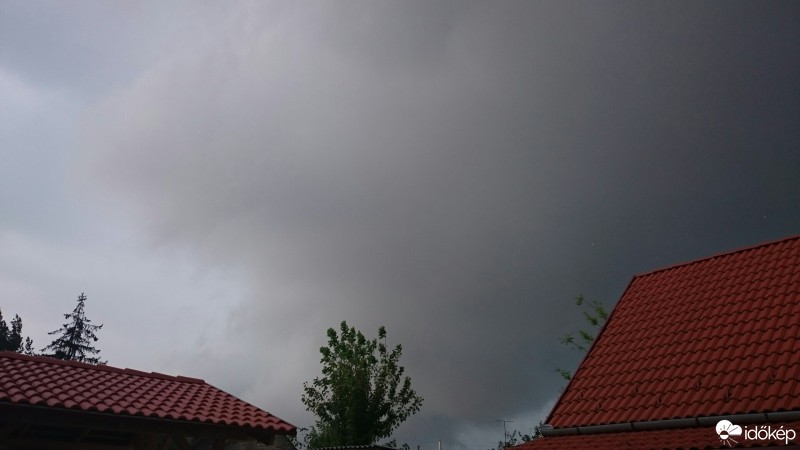 Észlelési fényképek