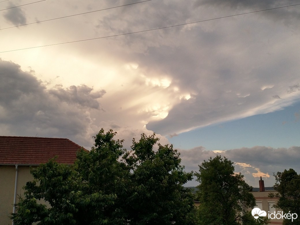 Észlelési fényképek