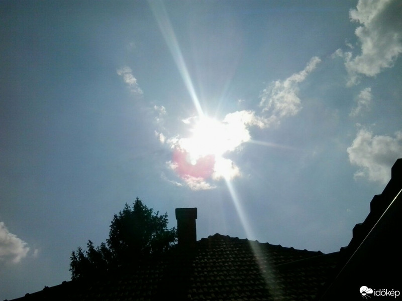 Észlelési fényképek