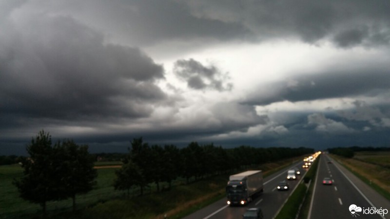 Észlelési fényképek