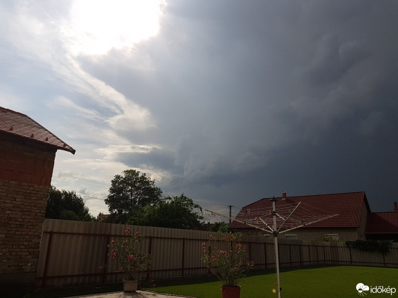 Észlelési fényképek