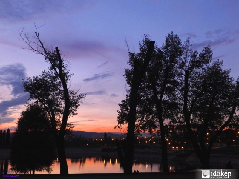 vasárnapi alkonyat