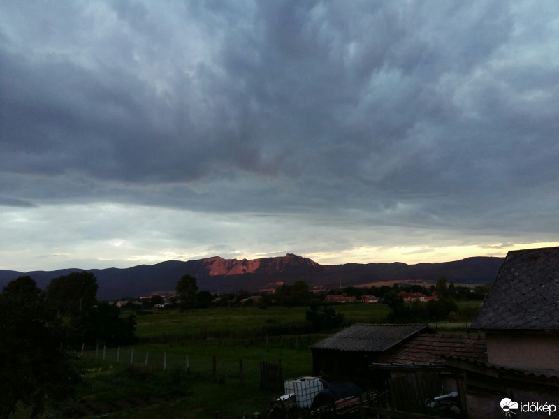 Észlelési fényképek