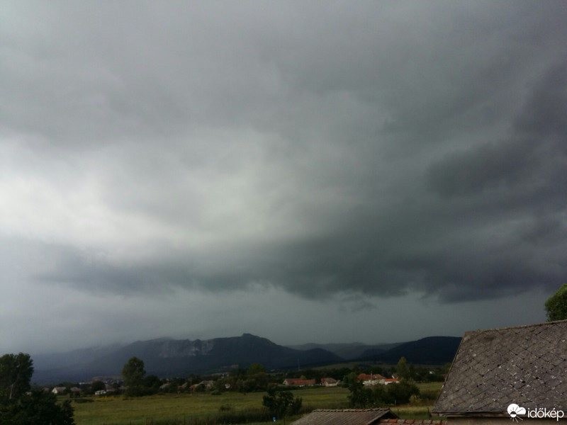 Észlelési fényképek