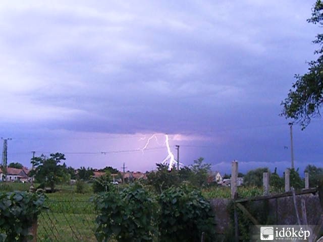 Lovasberény-villám