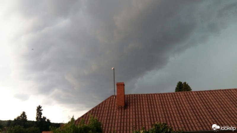 Észlelési fényképek