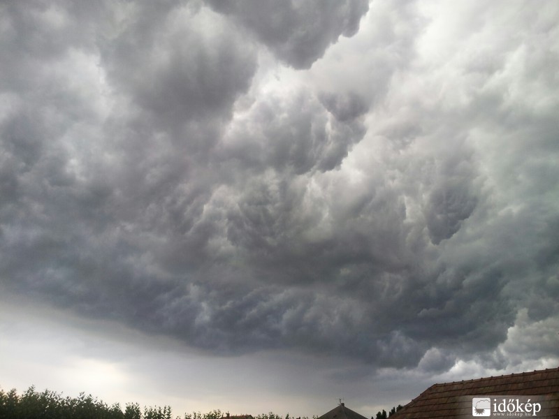 Észlelési fényképek