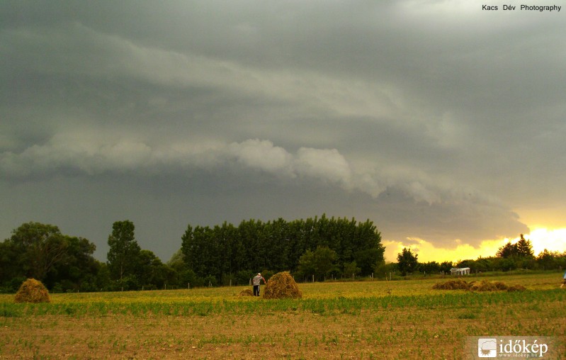 Megérkezett a szupercella. 2013.05.19