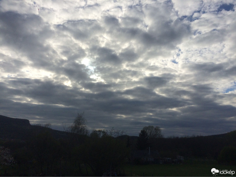 Észlelési fényképek