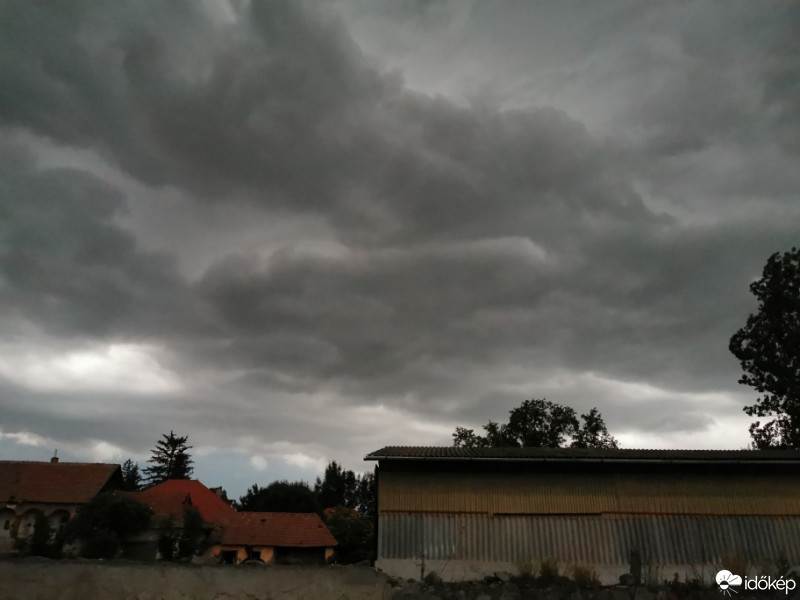 Észlelési fényképek