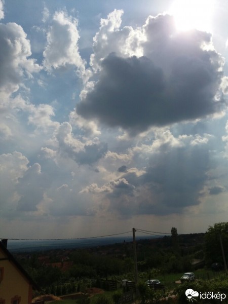 Észlelési fényképek