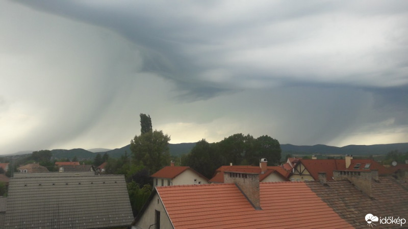 Észlelési fényképek