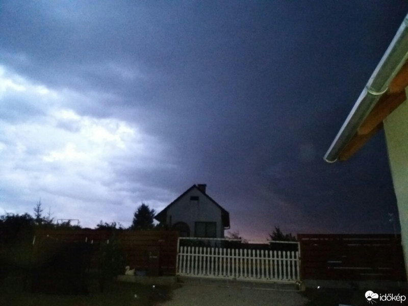 Észlelési fényképek