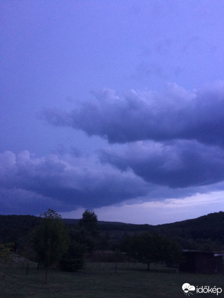 Észlelési fényképek