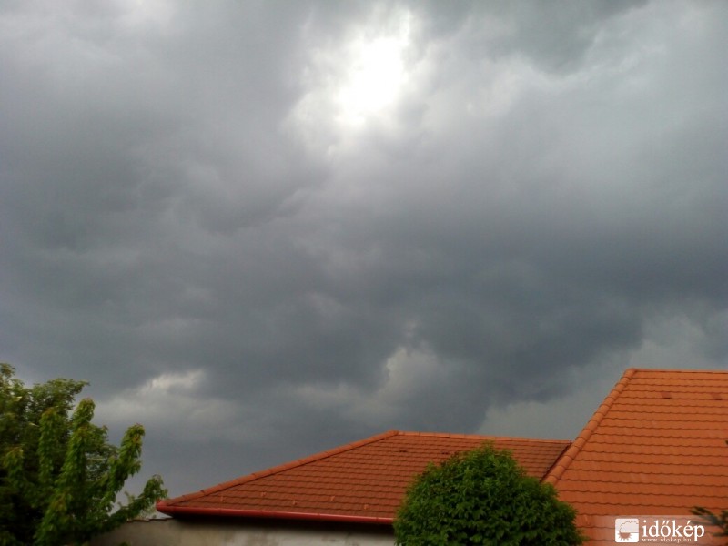 Észlelési fényképek