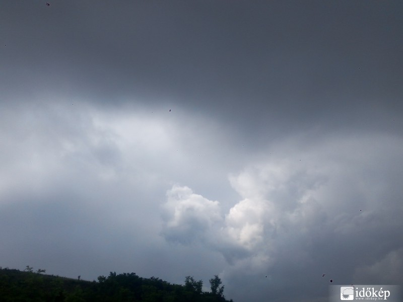 Észlelési fényképek