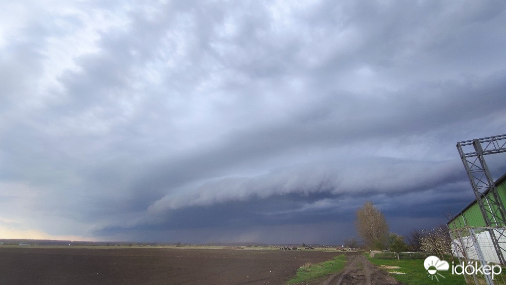 Észlelési fényképek