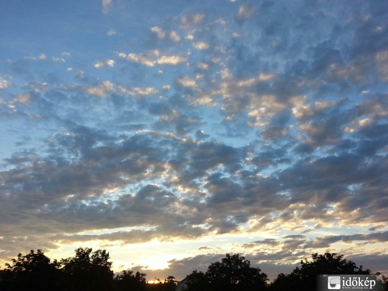 Észlelési fényképek