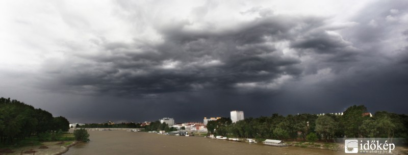 Szeged 2010 május 13. 18:09-kor készült kép