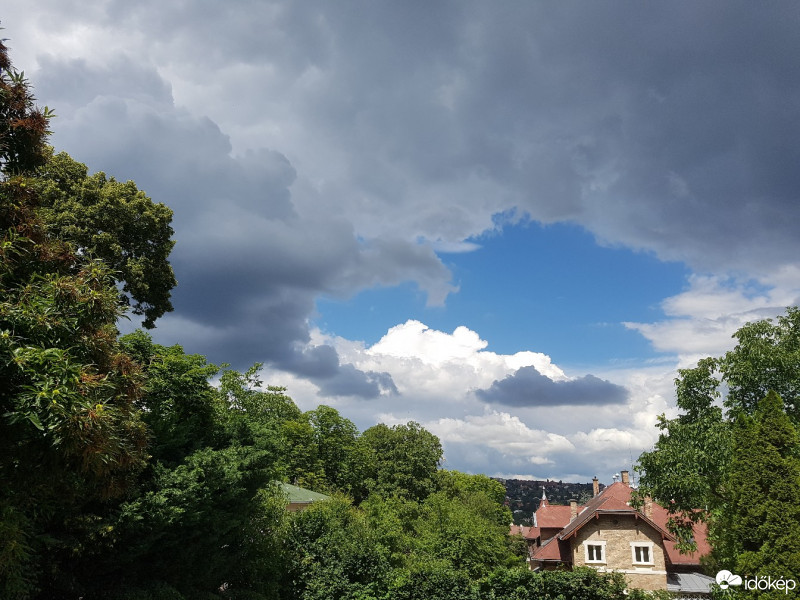 Észlelési fényképek