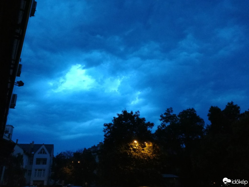 Észlelési fényképek