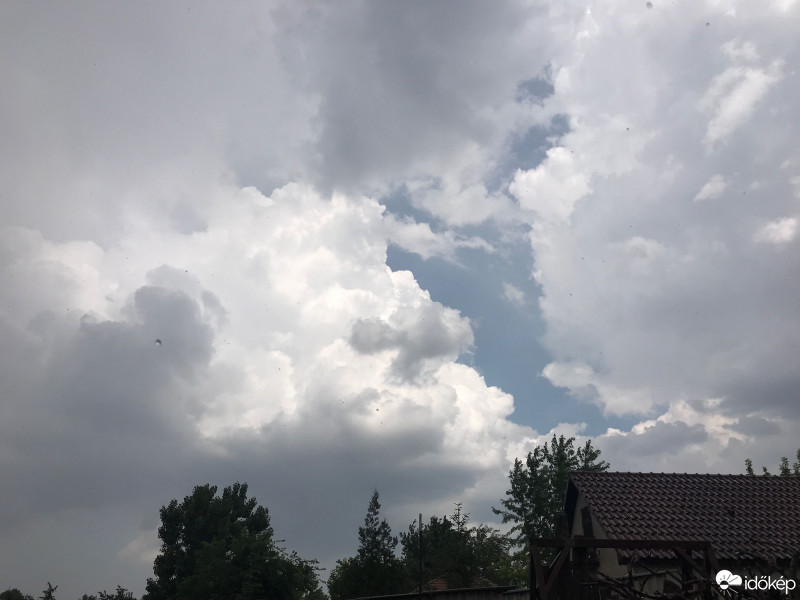 Észlelési fényképek