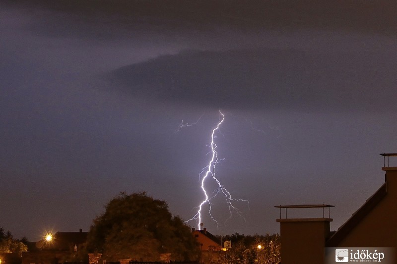 Szeptemberi nyárzáró zivatar