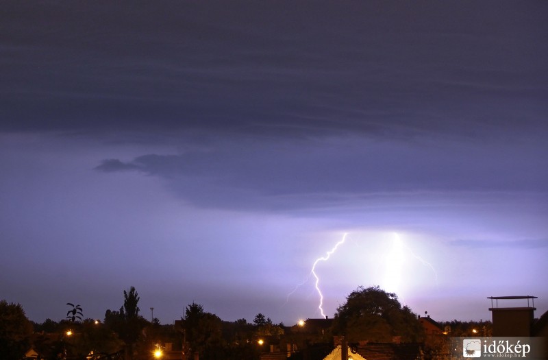 Szeptemberi nyárzáró zivatar