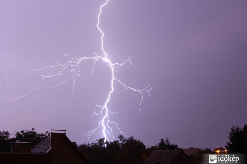 Szeptemberi nyárzáró zivatar