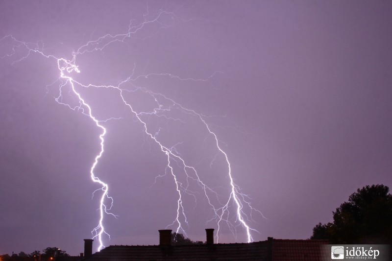 Szeptemberi nyárzáró zivatar