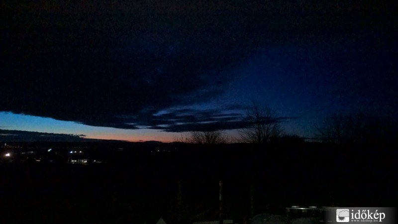 Észlelési fényképek