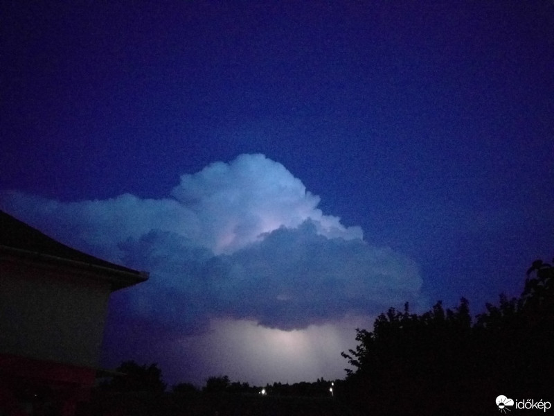 Észlelési fényképek