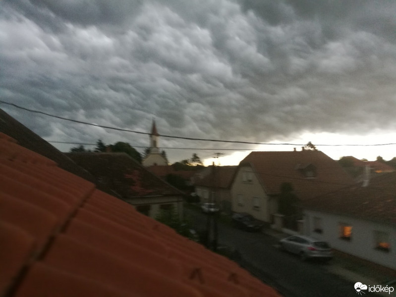 Észlelési fényképek