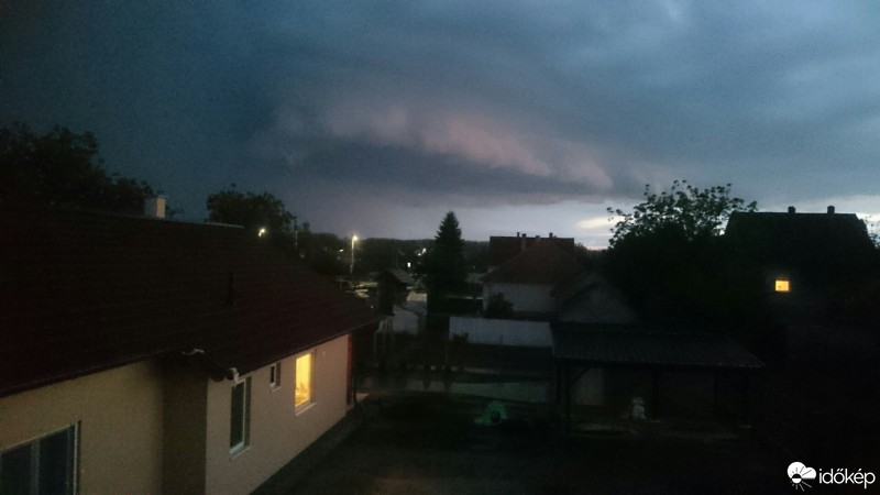 Észlelési fényképek