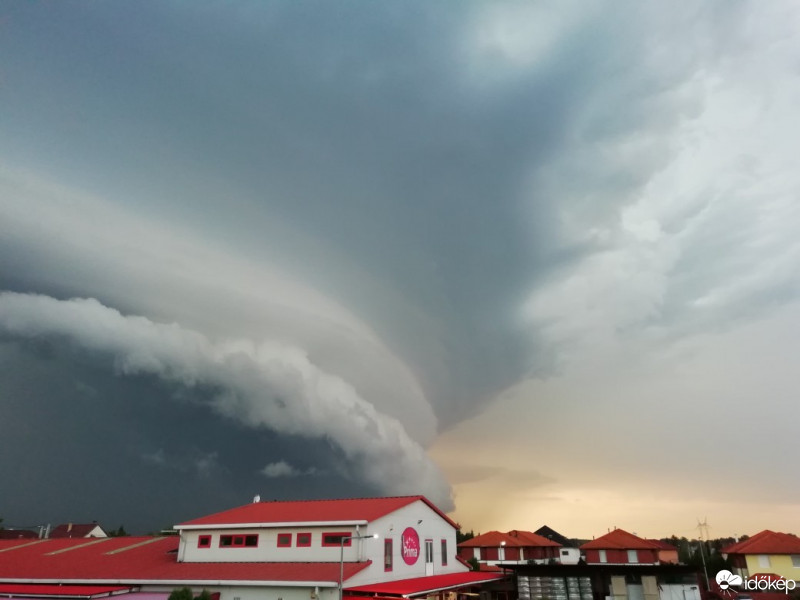 Észlelési fényképek