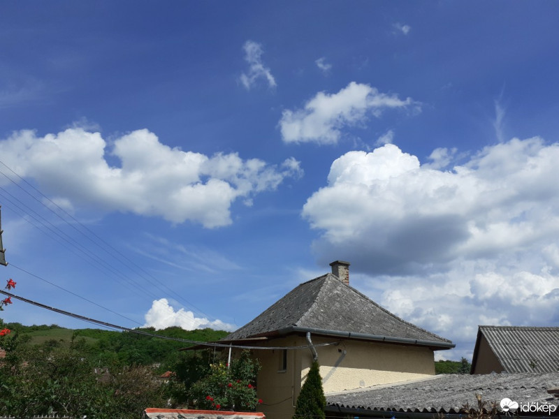 Észlelési fényképek