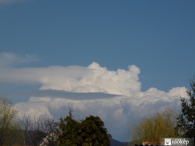 Felhőfajták találkozása