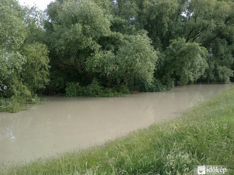 Évszázad árvíze közeledik!