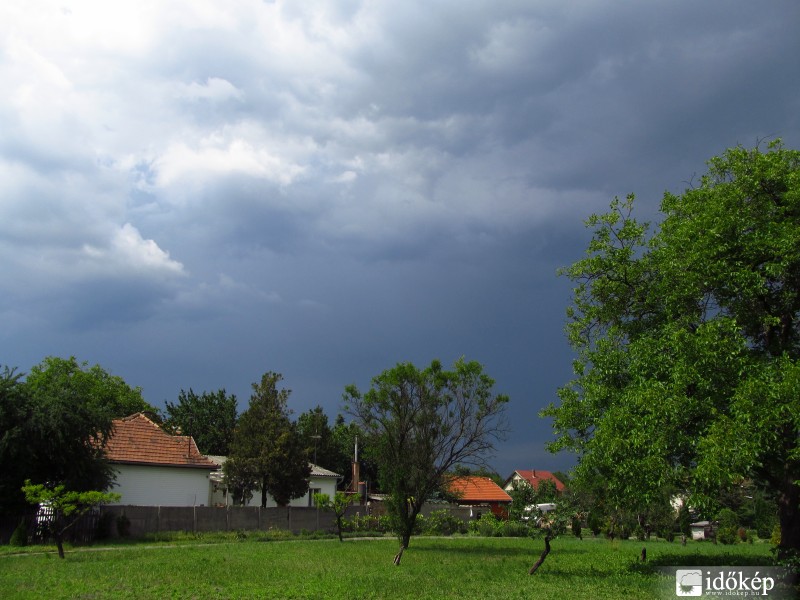 Dorog - Közelgő vihar