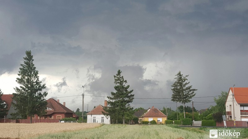 Észlelési fényképek