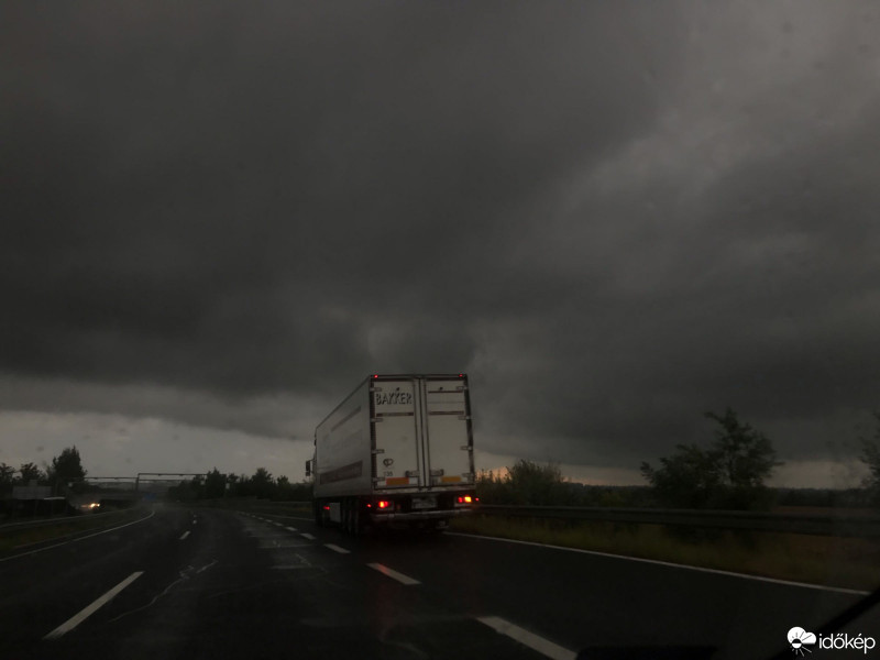 Észlelési fényképek