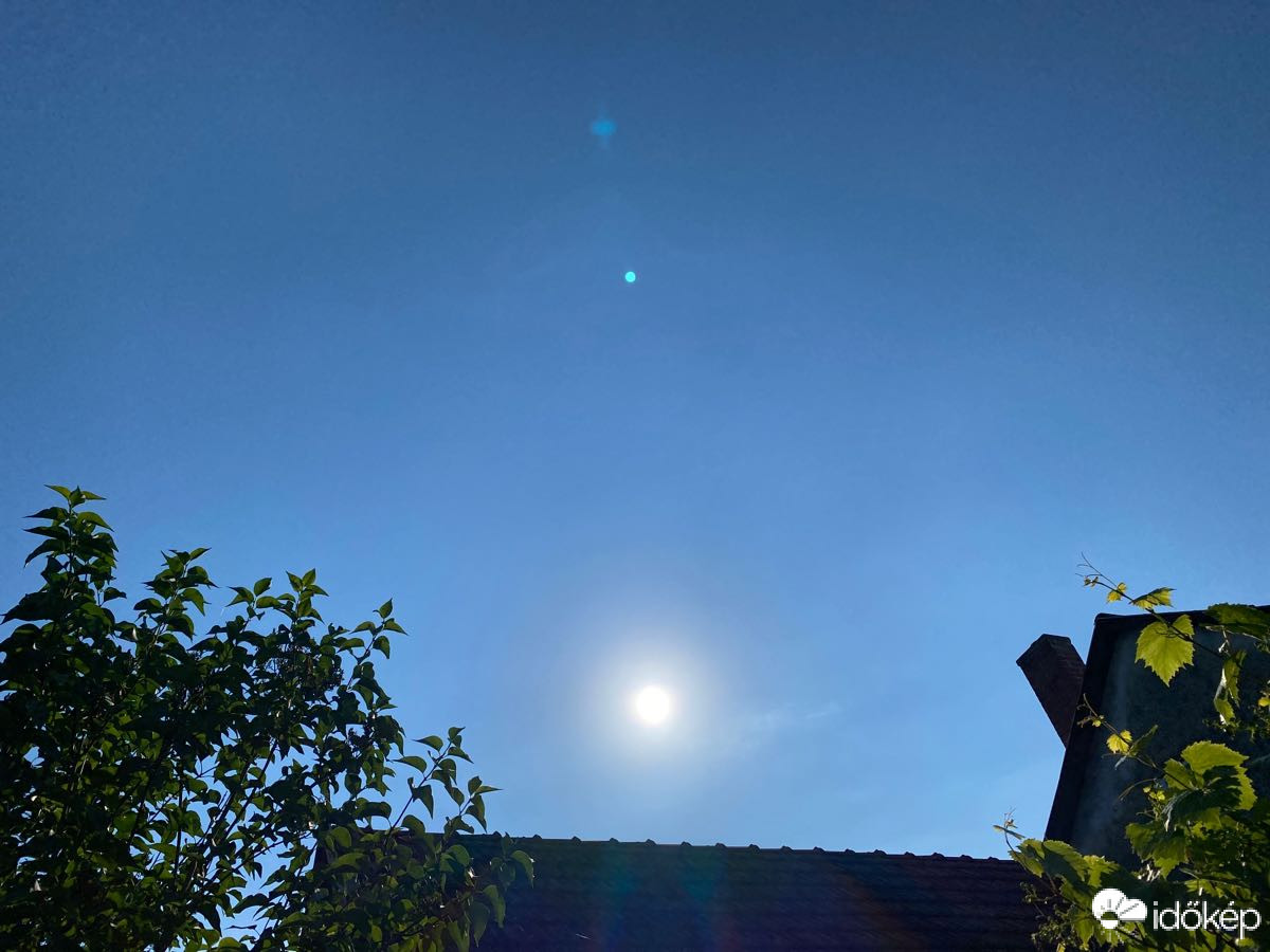 Észlelési fényképek