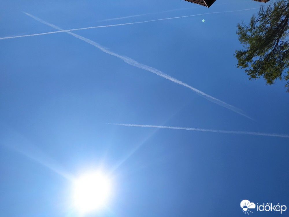 Észlelési fényképek