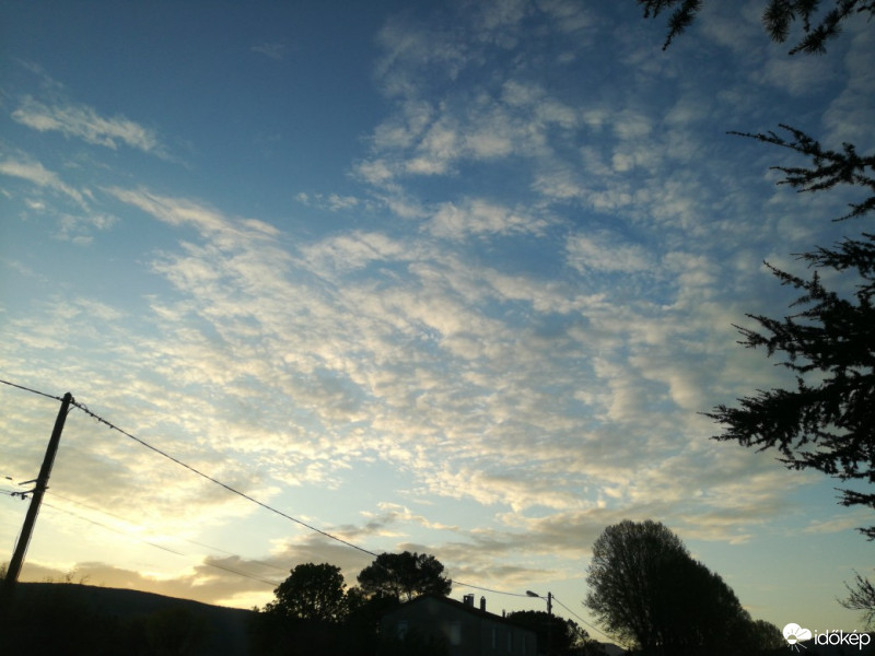 Észlelési fényképek