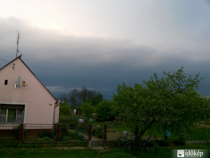 Észlelési fényképek